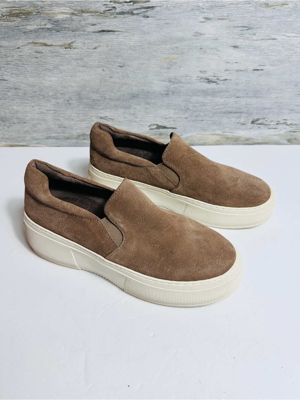 Men's Casual‎ Slip-On Suede Sneakers in Brown